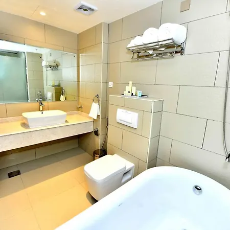 Be Inn Hotel Seeb Esterno foto