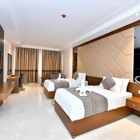 Be Inn Hotel Seeb Esterno foto