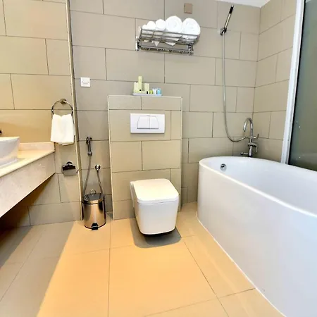 Be Inn Hotel Seeb Esterno foto