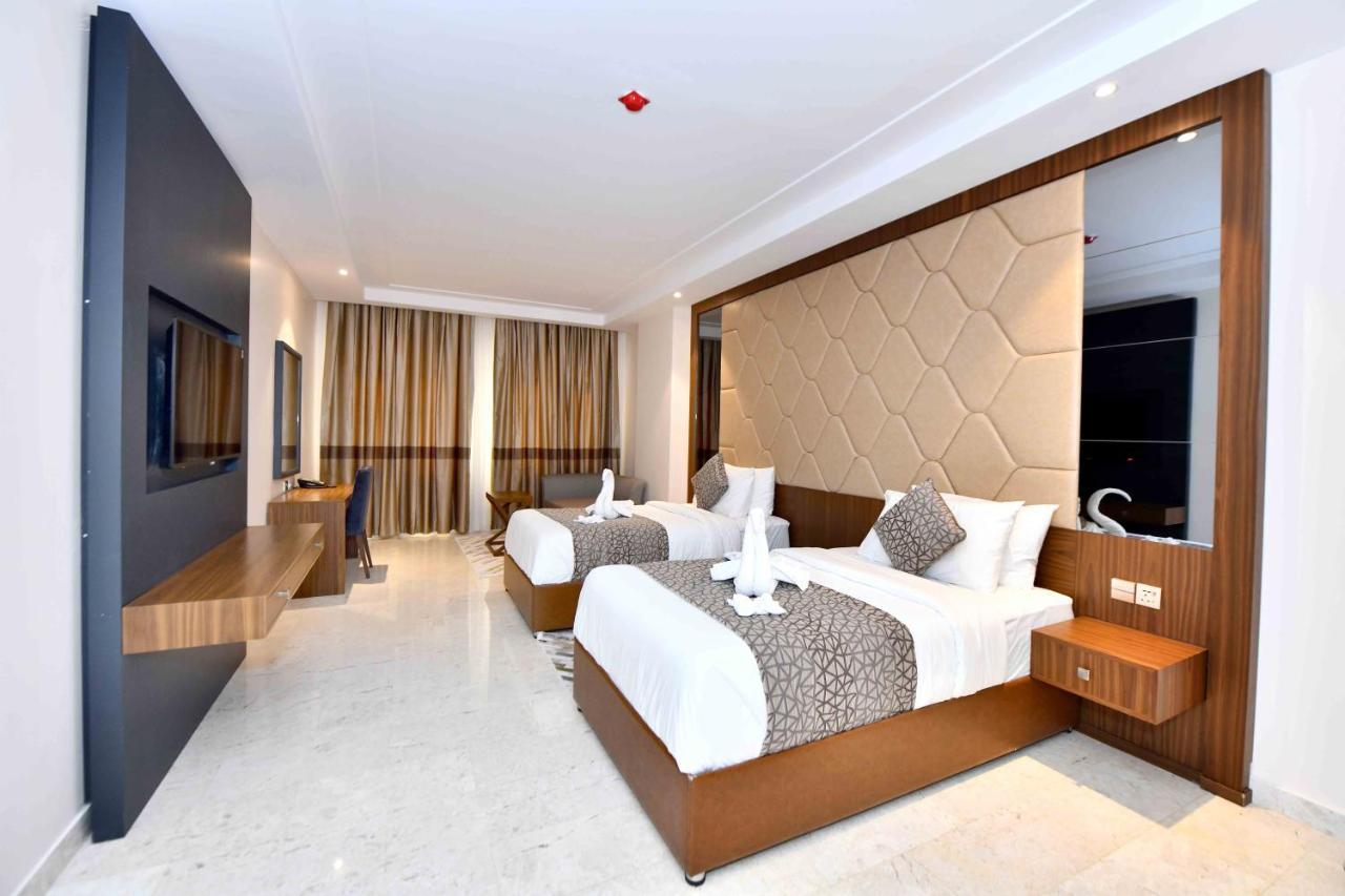 Be Hotel 3*